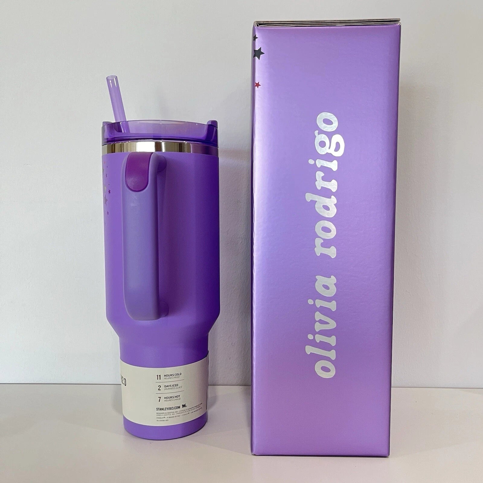 Stanley Olivia Rodrigo tumbler, Stanley x Olivia Rodrigo 40oz, Olivia Rodrigo Quencher, Stanley Quencher 40oz, Quencher H2.0 FlowState Tumbler, Stanley tumbler 40oz, Olivia Rodrigo Stanley cup, Stanley cup IN HAND
